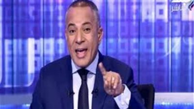 أحمد موسى يطالب بإغلاق الخط الجوي بين مصر وبريطانيا بسبب كورونا