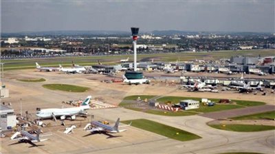 روسيا تعلق الرحلات الجوية إلى بريطانيا بسبب «كورونا» 