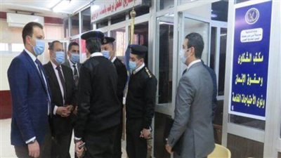 الداخلية: الكشف على عدد من المحتجزين وصرف الأدوية اللازمة لهم بالمجان ..صور