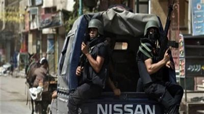  القبض على عامل ونجله لحوزتهما 24 كيلو حشيش بغرض الاتجار 