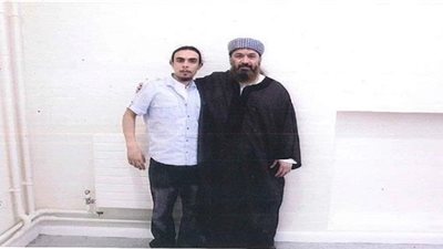 بعد الإفراج عنه.. مساعد 