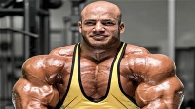 فان دام مهنئًا بيج رامي بـ«مستر أولمبيا»: «الرجل الأخضر»