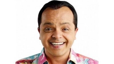 بالفيديو.. «هنيدي» يغازل لقاح كورونا: «أرجوك محتاج الجرعة»