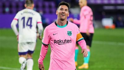 ميسي يحسم قراره بالبقاء في برشلونة او الرحيل 