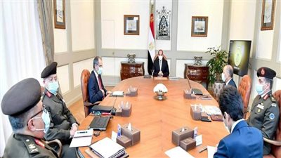 عاجل| السيسي يستعرض منظومة الاتصالات الفضائية واستخدامات القمر الصناعي «طيبة-1»