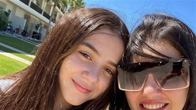 وجه القمر دينا فؤاد تحتفل بعيد ميلاد ابنتها زينة :