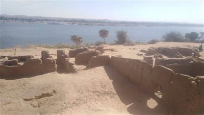 عاجل | بالصور | «رجل أمبراطور».. الكشف عن بقايا حصن روماني في أسوان