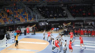 منتخب اليد يًنهي الشوط الأول متقدمًا على روسيا (15_8) 