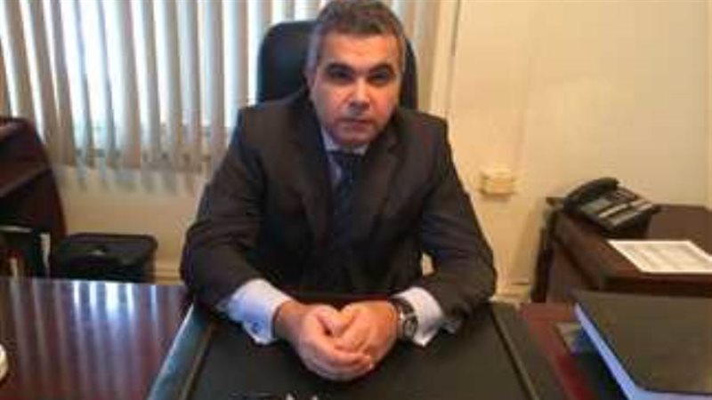 السفير معتز زهران
