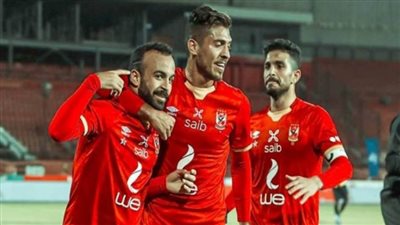 عاجل | محمد شريف يقود هجوم الأهلي أمام بيراميدز