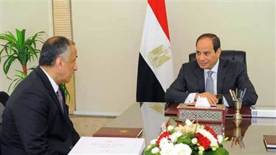 السيسي يوجه البنك المركزي للحفاظ على الاستقرار النقدي والمصرفي