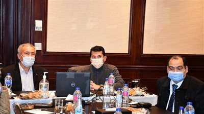 بالصور | وزير الرياضة ورئيس الاتحاد الدولي لكرة اليد يناقشان تفاصيل ختام المونديال