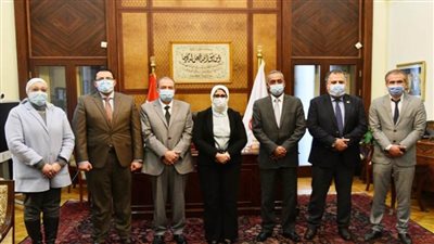 بالصور | وزيرة الصحة تهنىء السيسي على النجاح المُشرف لتنظيم «مونديال اليد» 