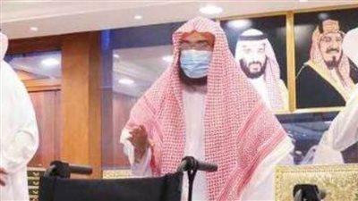 الرئيس العام لشؤون المسجد الحرام والمسجد النبوي يدشن خدمة عربات نقل المعتمرين وكبار السن 