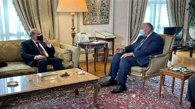 بالصور | وزير الخارجية يؤكد لنظيره اللبناني ضرورة تشكيل حكومة كفاءات وطنية