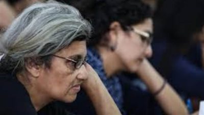 عائلة الخيانة.. كيف ربت ليلى سويف أولادها على عبادة الدولار ونشر الخراب 