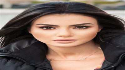 بالصور.. وجه القمر «دينا فؤاد» تُبهر جمهورها بإطلالة ساحرة وجذابة