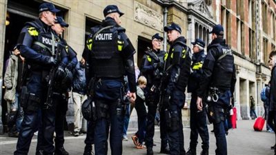 لهذا السبب هولندا ترفع حظر التجول الليلي