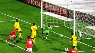 الأهلي يضرب المريخ بثلاثية في دوري الأبطال