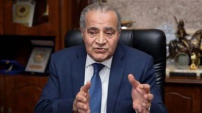 «التموين» تتابع العمل بالمخابز والمنافذ في ظل التقلبات الجوية 