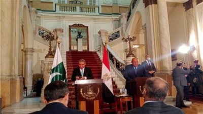 سامح شكري: مصر ليس لديها أي أطماع في ليبيا 