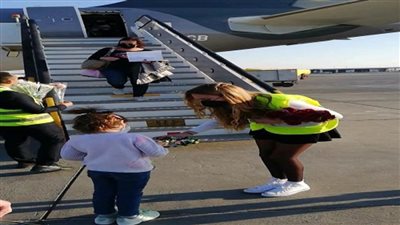 شاهد.. وصول أول رحلة طيران قادمة من ألمانيا إلى مطار الغردقة