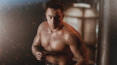 بالفيديو | على طريقة المهرجانات.. حمادة هلال يطلق 