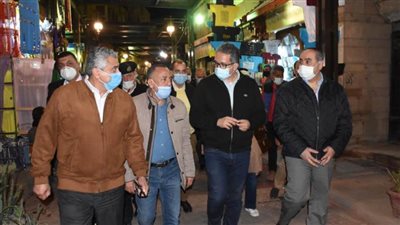 وزيرا الطيران والسياحة يتفقدان السوق السياحي بالأقصر 