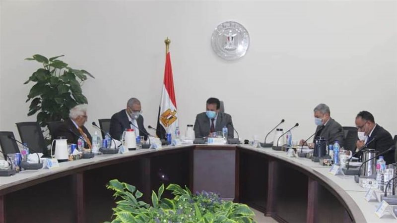 وزير التعليم العالى