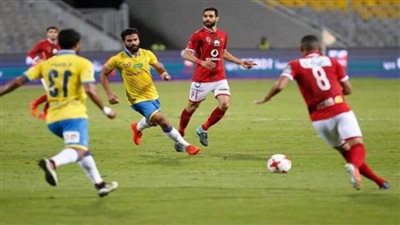 عاجل | التعادل السلبي يحسم الشوط الأول بين الأهلي والإسماعيلي بالدوري