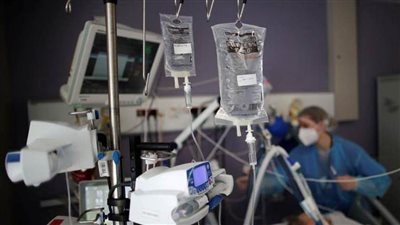 منطقة باريس تواجه إغلاقا جديد وتجلي مرضى كورونا 