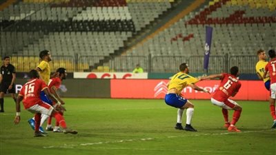 عاجل | الأهلي ينهي معركة الإسماعيلي بثنائية بدر بانون وصلاح محسن