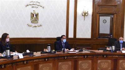 رئيس الوزراء يستعرض التصور النهائي للخطة التنفيذية للمشروع القومي لتنمية الأسرة المصرية