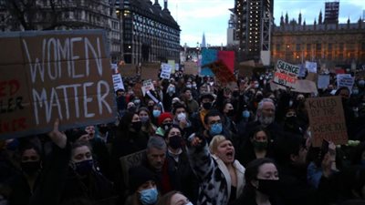 القانون البريطانى يجرم 