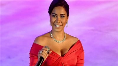 بالفيديو | شيرين عبدالوهاب تغيب عن جمهورها على 