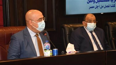 وزيرا الإسكان والتنمية المحلية يشاركان فى ندوة للحوار المجتمعى حول الضوابط والاشتراطات التخطيطية والبنائية للمدن المصرية 