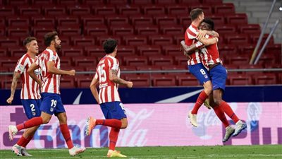 اتلتكو مدريد يتصدر الليجا بهدف سواريز في مرمى ألافيس