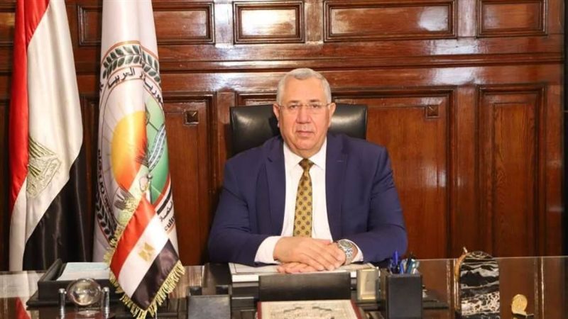 القصير وزير الزراعة