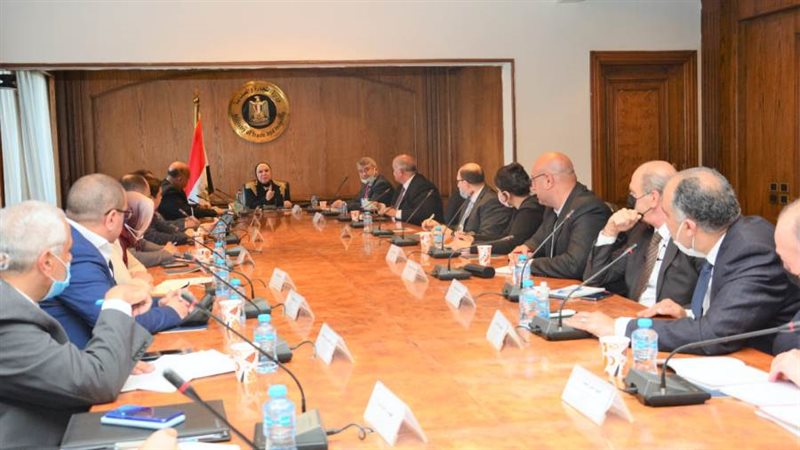 وزير التجارة فى الاجتماع