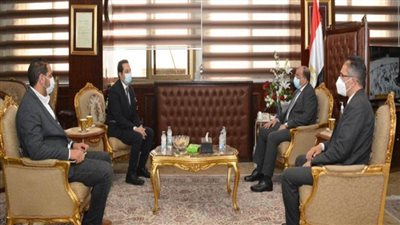 بالصور | التنمية المحلية: نسعى بكل قوة لتغيير مستوى نظافة الشوارع