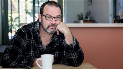 دراسة : الوحدة في منتصف العمر تزيد الاصابة بالخرف والسكتة القلبية