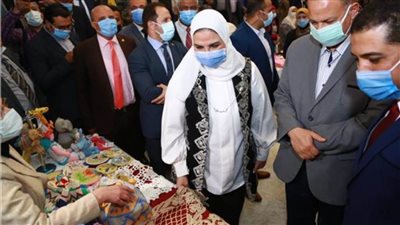 وزير الصناعة تفتتح معرض الأسر المنتجة.. و«ديارنا أسيوط » للأثاث اليوم 