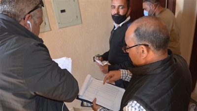  تتفيذ حملة ضبطية قضائية مفاجئة على وحدات الإسكان الاجتماعى المخالفة بالعاشر من رمضان  