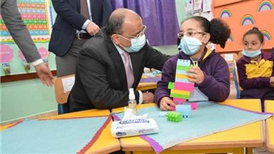 بتكلفة ٧٠ مليون جنيه.. وزير التنمية المحلية يفتتح عددًا من المشروعات التعليمية بمحافظة الجيزة  