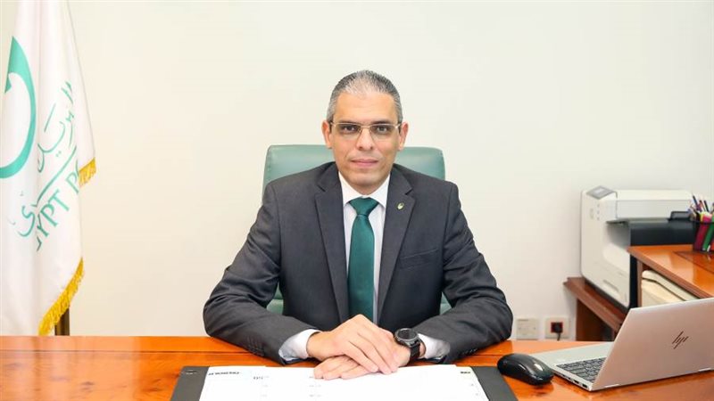 أحمد منصور
