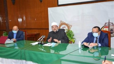 بالصور | الأوقاف تطلق حملة لتعقيم جميع المساجد على مستوى الجمهورية.. غدا
