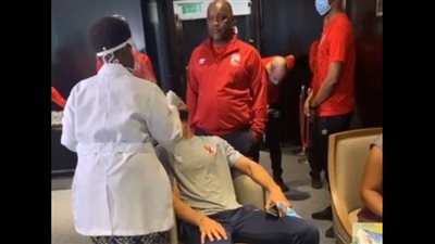 مسحة طبية للاعبي الأهلي قبل مواجهة سيمبا التنزاني 