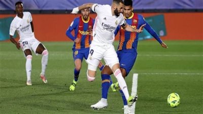 ريال مدريد ينهي الشوط الأول بهدفين في شباك برشلونة