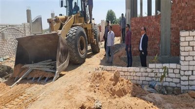 بالصور | حملة مكبرة لإزالة التعديات ومخالفات البناء بـ 