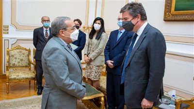 بالصور | وزير الإنتاج الحربي يبحث مع السفير البلجيكي تعزيز التعاون المشترك